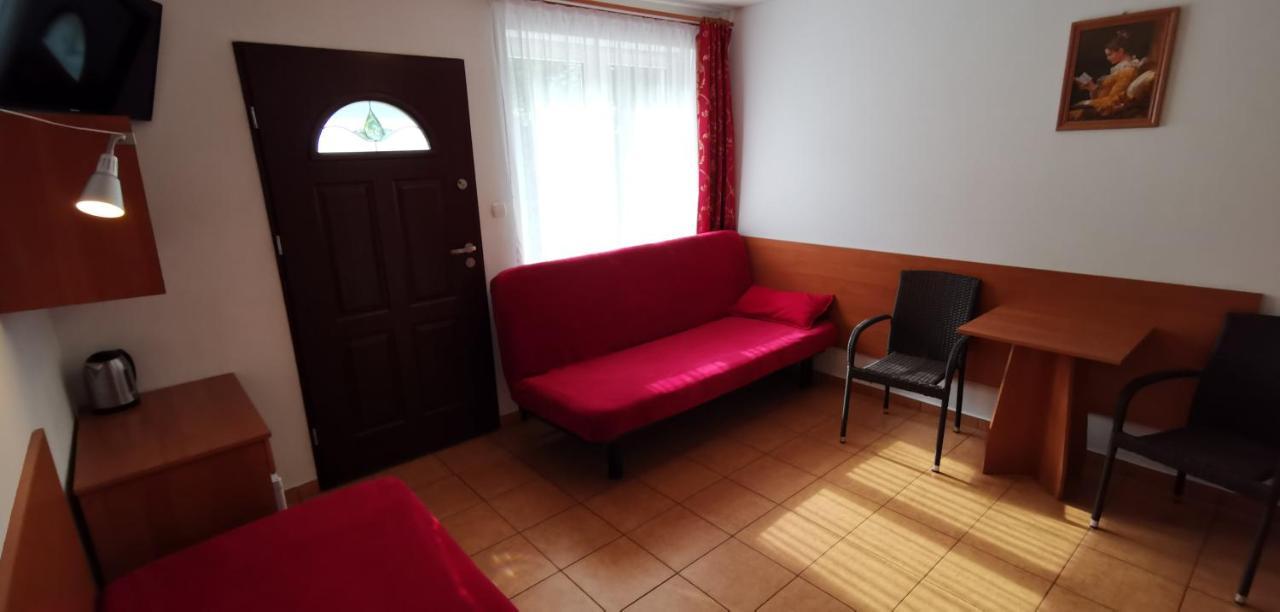 Pod Filarami Pobierowo Otel Dış mekan fotoğraf