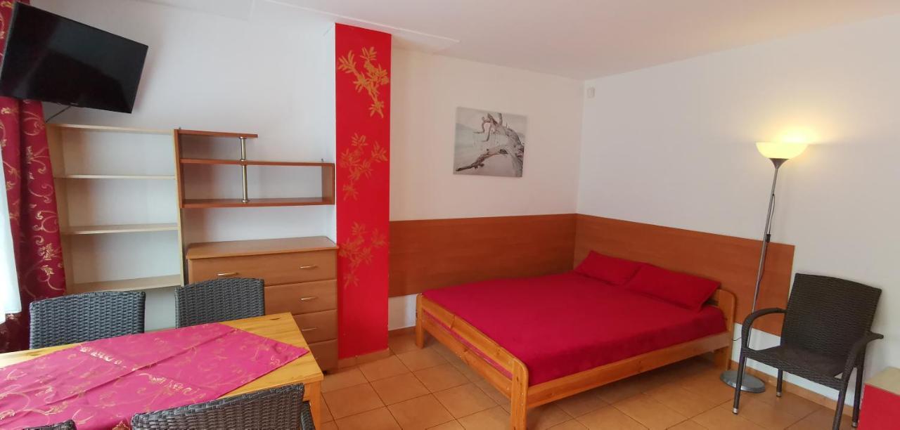Pod Filarami Pobierowo Otel Dış mekan fotoğraf